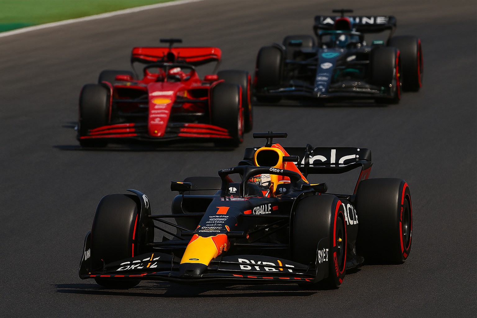 【2025年最新】F1ドライバー年俸ランキング：トップドライバーの年収と契約状況を徹底解説